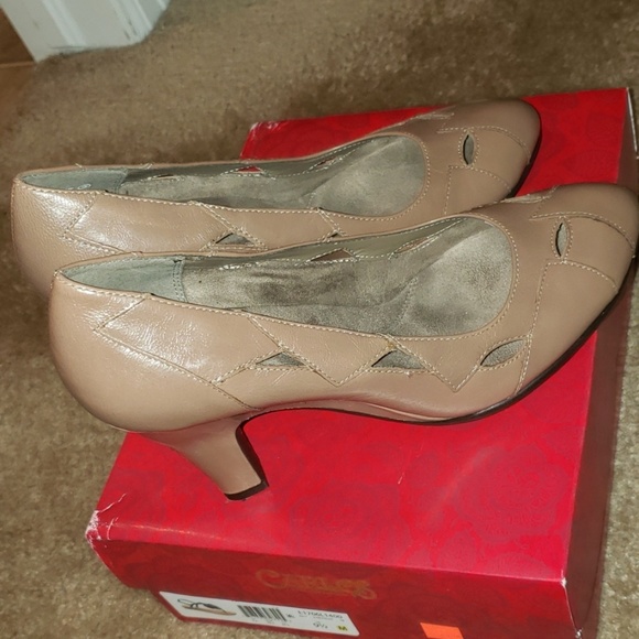 Mid heel Comfortable Shoes - Picture 2 of 3